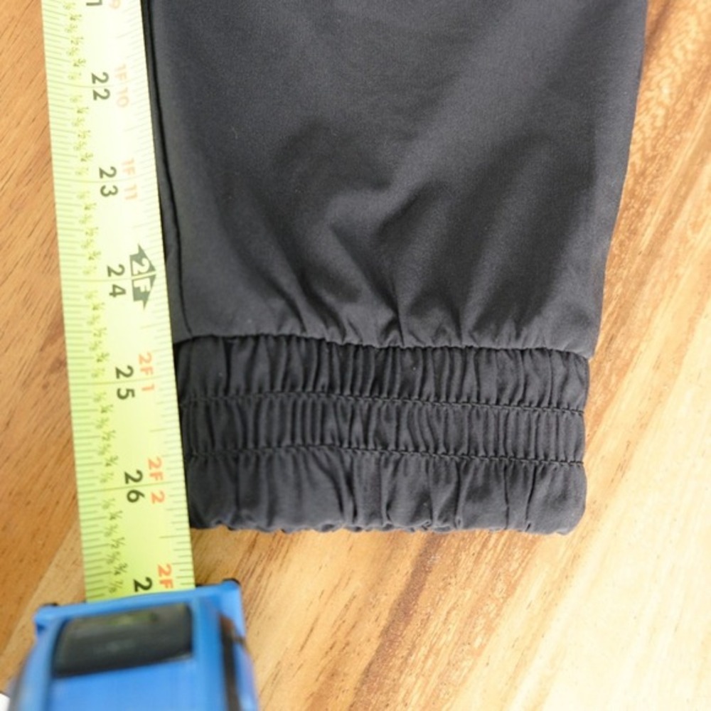 Athleta Aliso Pant Jogger Sz 4 Black‎ Pull On Elastic Waist Cuffed Pockets - Picture 9 of 11